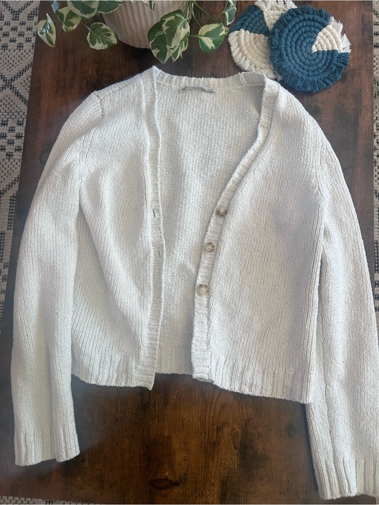 Abercrombie & Fitch Sweaters - Abercrombie Light Cream Button-Front Women’s Sweater Cardigan